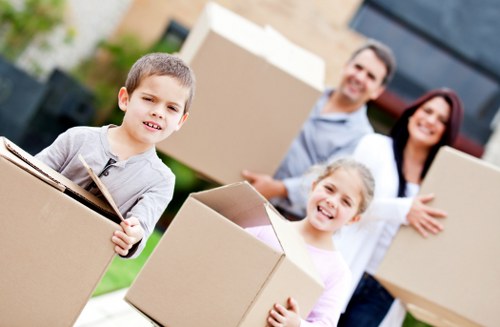 Organised storage unit for furniture and boxes in Shadwell