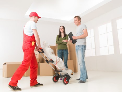 Flexible small removals in Shadwell transporting boxes and furniture